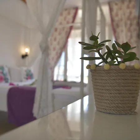 Kemerlihan Deluxe Hotel 2*