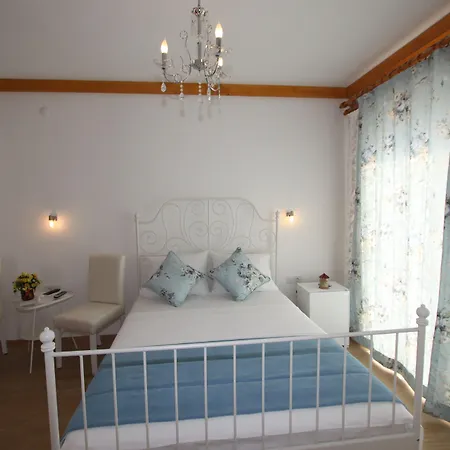 Hotel Kemerlihan Deluxe 2*