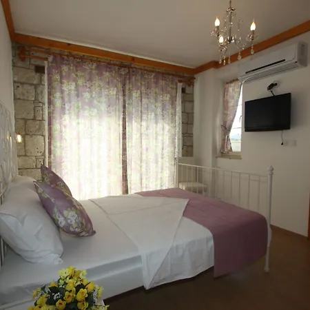 Kemerlihan Deluxe Hotel