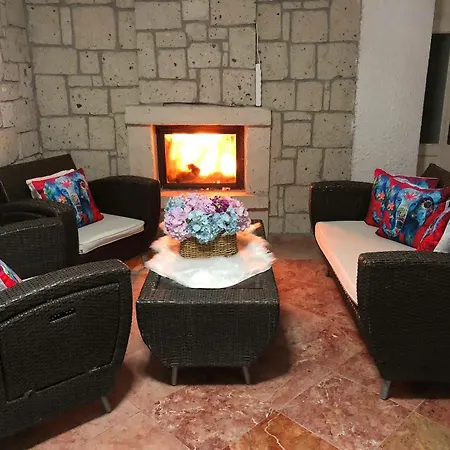 Kemerlihan Deluxe Alaçatı