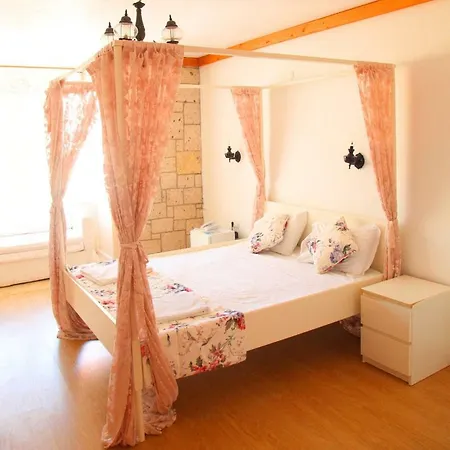 Otel Kemerlihan Deluxe