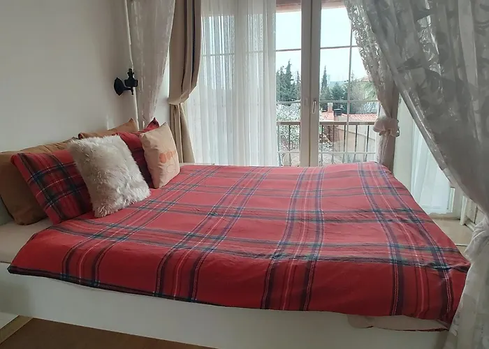 Kemerlihan Deluxe 2*