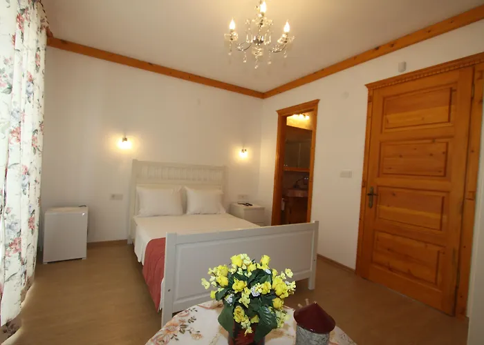 Kemerlihan Deluxe Hotel