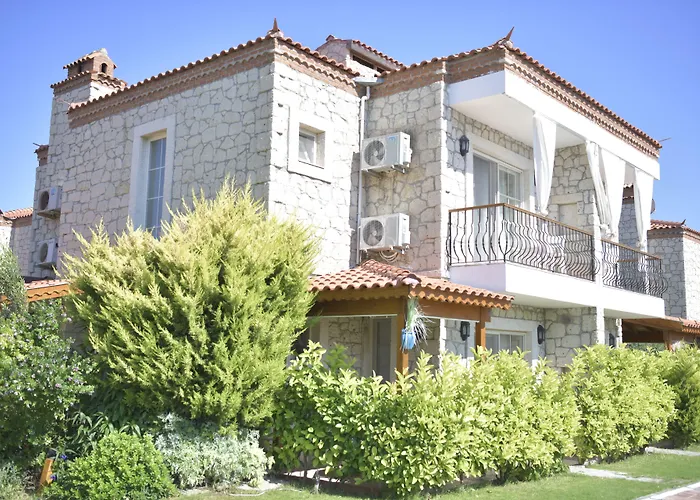 Hotel Kemerlihan Deluxe 2*