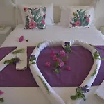 Kemerlihan Deluxe Hotel