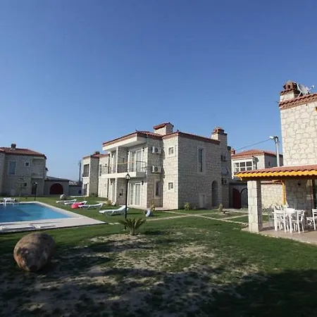 Hotel Kemerlihan Deluxe 2*