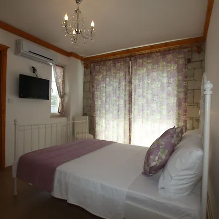 Kemerlihan Deluxe 2* 알라카티