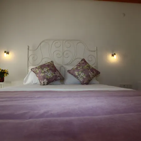 Kemerlihan Deluxe 호텔