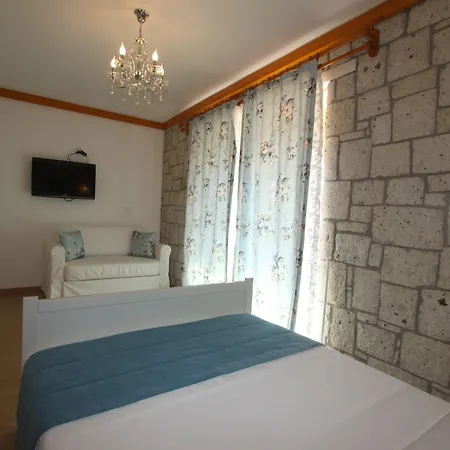 Kemerlihan Deluxe 호텔