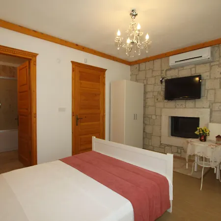 호텔 Kemerlihan Deluxe 2*