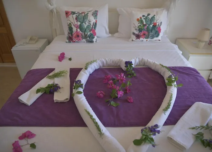 Kemerlihan Deluxe Hotel