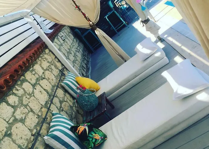 Kemerlihan Deluxe Alaçatı